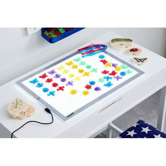 Spalvotų vabzdžių rinkinys skaičiavimui (96 vnt.)