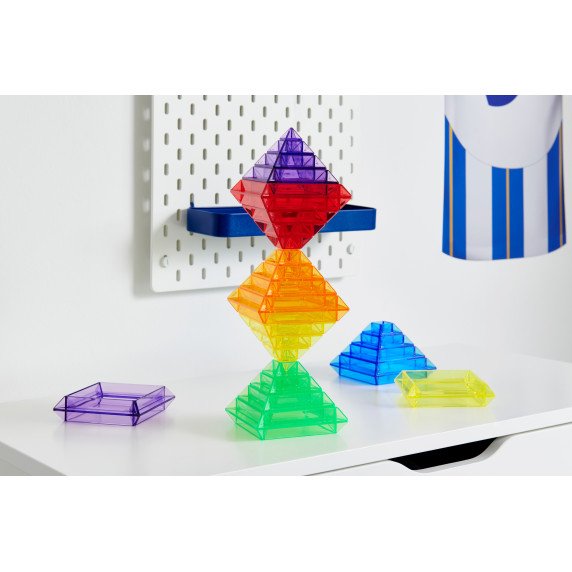 Skaidrios spalvotos statymo piramidės (30 vnt.)