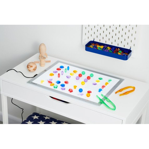 Permatomos kosmoso figūrėlės (108 vnt.)