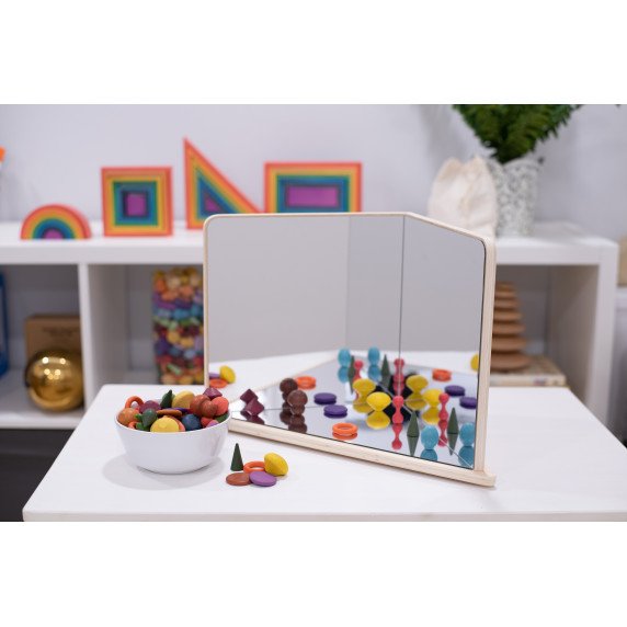 Medinis keturių pusių veidrodis