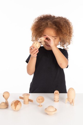 Medinės kaladėlės vaikams „Visatos pažinimas“ (10 vnt.) Medinės kaladėlės vaikams „Visatos pažinimas“ (10 vnt.)