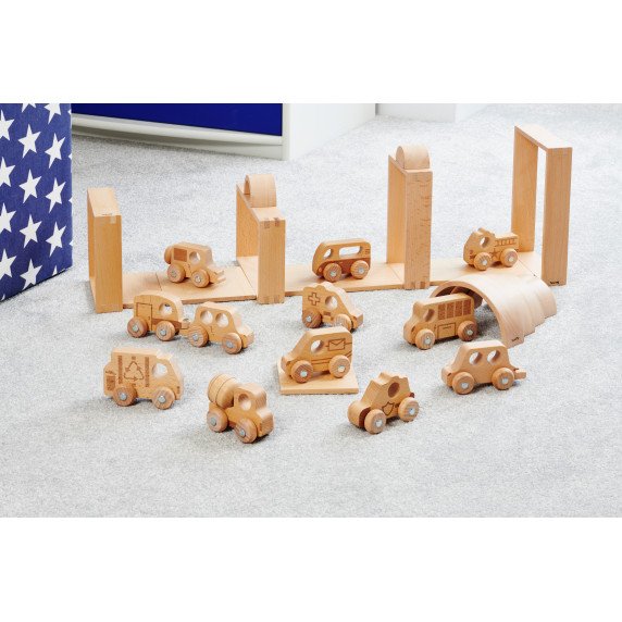 Medinių mašinėlių rinkinys “Miesto pažinimas” (12 vnt.)