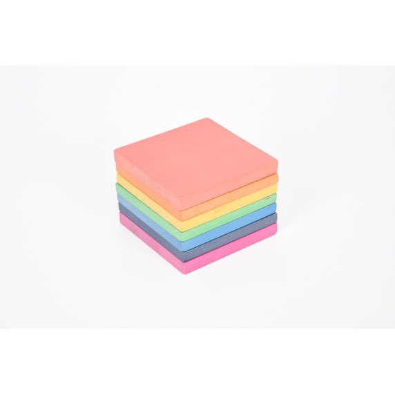 Spalvota medinų formų dėlionė