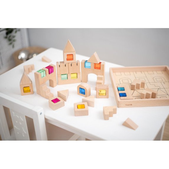 Medinės konstravimo kaladėlės su spalvotais kubeliais (39 vnt.)