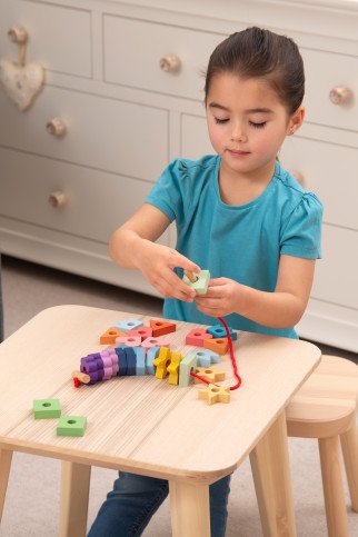 GEOMETRINĖS FIGŪROS Vėrimo žaidimas vaikams