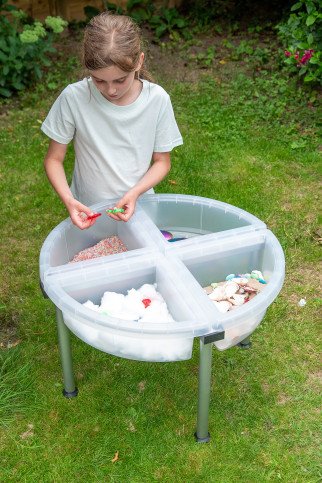 Tyrinėjimo padėklai su stovu