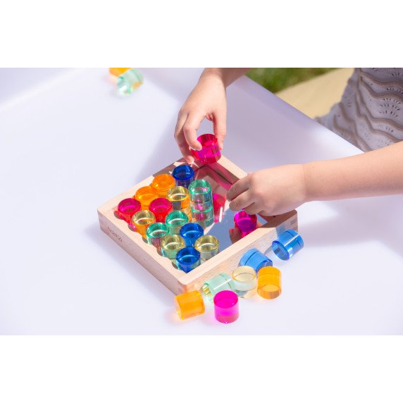 Spalvotų akrilinių apskritimų rinkinys su veidrodiniu mediniu padėklu (25 vnt.)