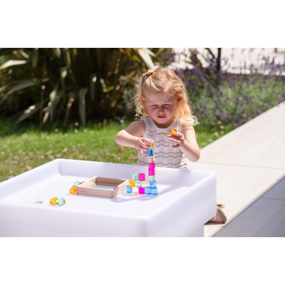 Spalvotų akrilinių apskritimų rinkinys su veidrodiniu mediniu padėklu (25 vnt.)