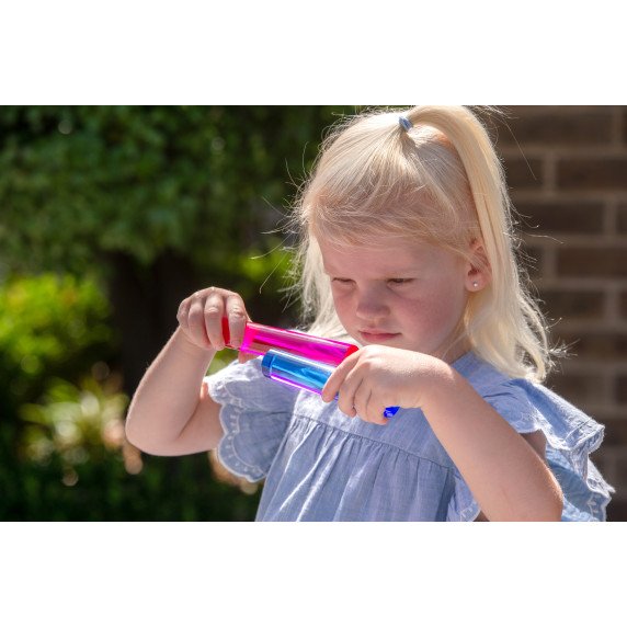 Spalvoti akriliniai cilindrai su mediniu padėklu (25 vnt.)