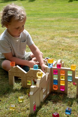 Skirtuvas žaidimams „Miesto pažinimas” Skirtuvas žaidimams „Miesto pažinimas”