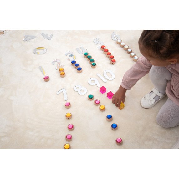 BRANGAKMENIAI Medinis vėrimo rinkinys