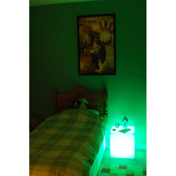 Šviečiantis sensorinis LED kubas