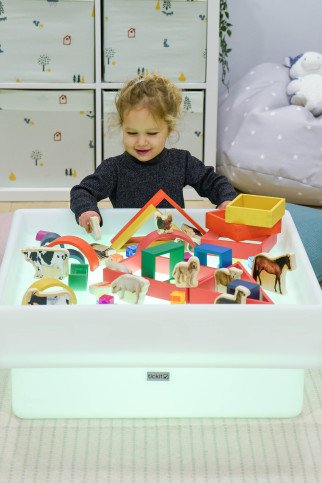 Kvadratinis šviečiantis sensorinis stalas vaikams